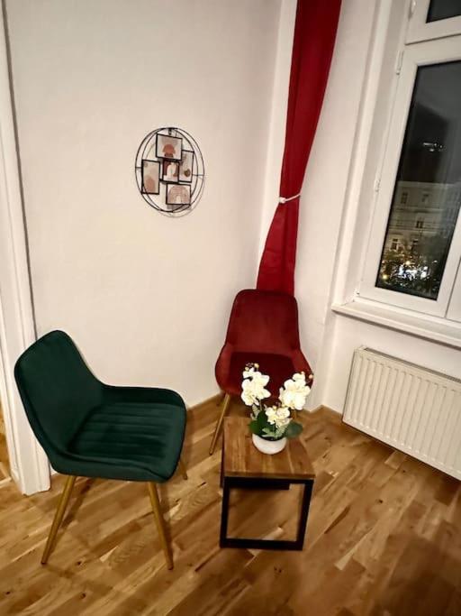 Klimatisierter Wiener Altbauflair Im Zentrum Wiens ภายนอก รูปภาพ